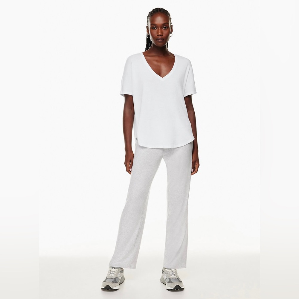 BNWT Babaton Berry T-Shirt